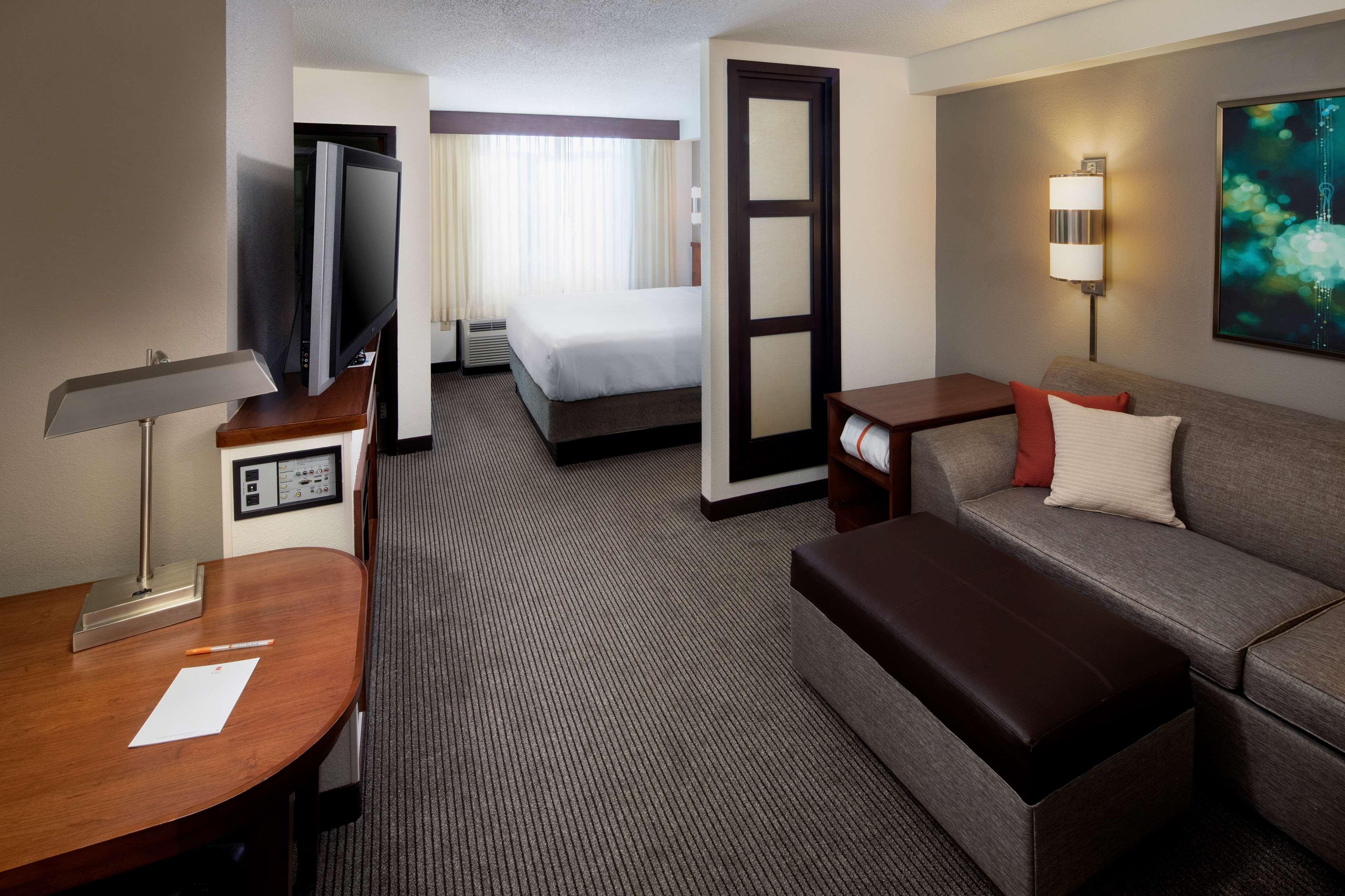 Hyatt Place Dallas Park Central Kültér fotó