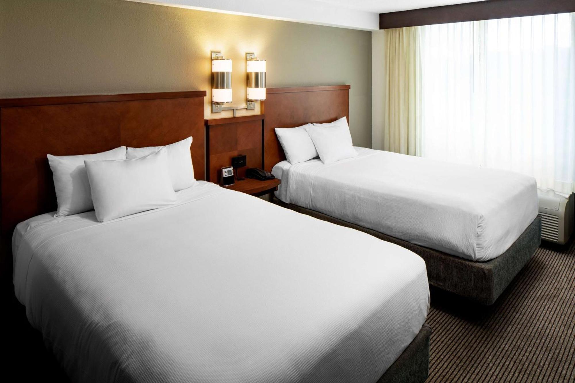 Hyatt Place Dallas Park Central Kültér fotó